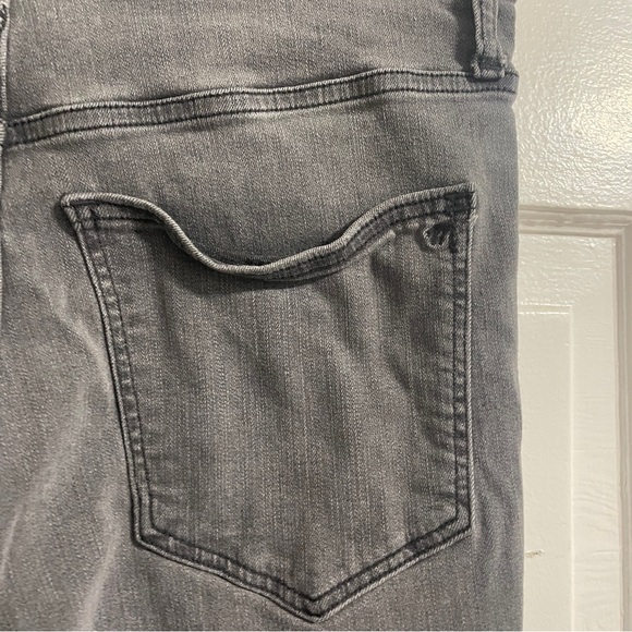 Madewell 9” Mid Rise Washed Black Gray Raw Hem Skinny Jeans - Picture 6 of 6